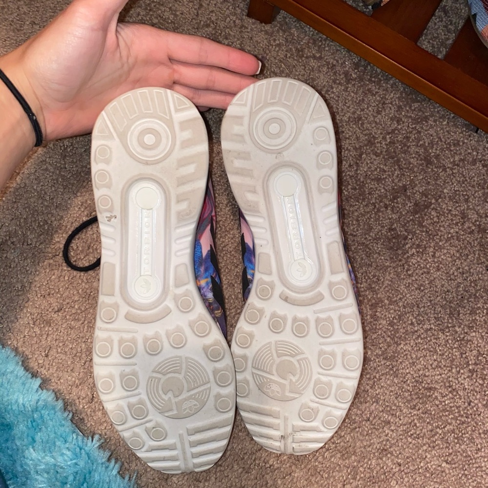 Adidas Shoes - Picture 4 of 5